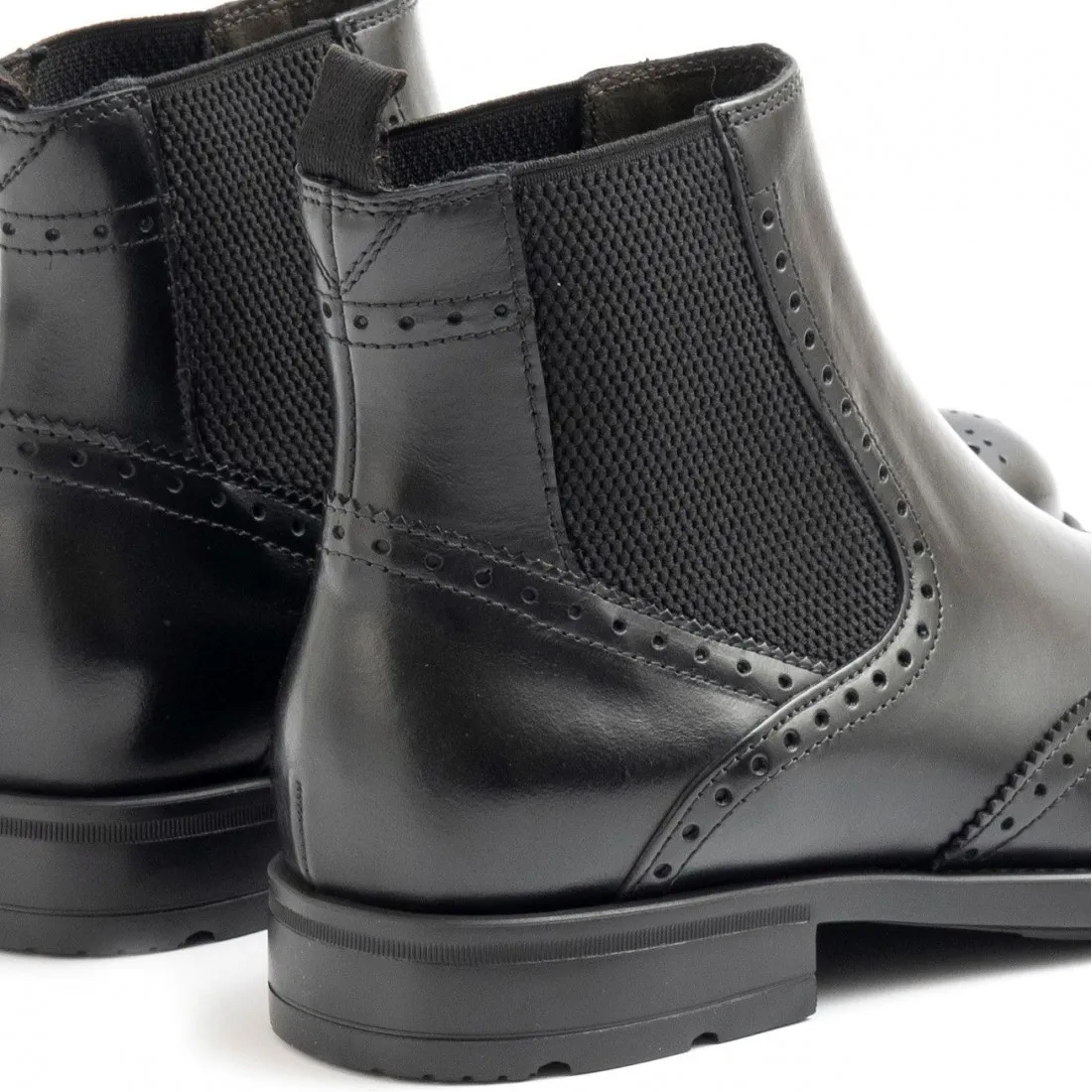 Stivaletto Marco Ferretti nero in pelle con elastico