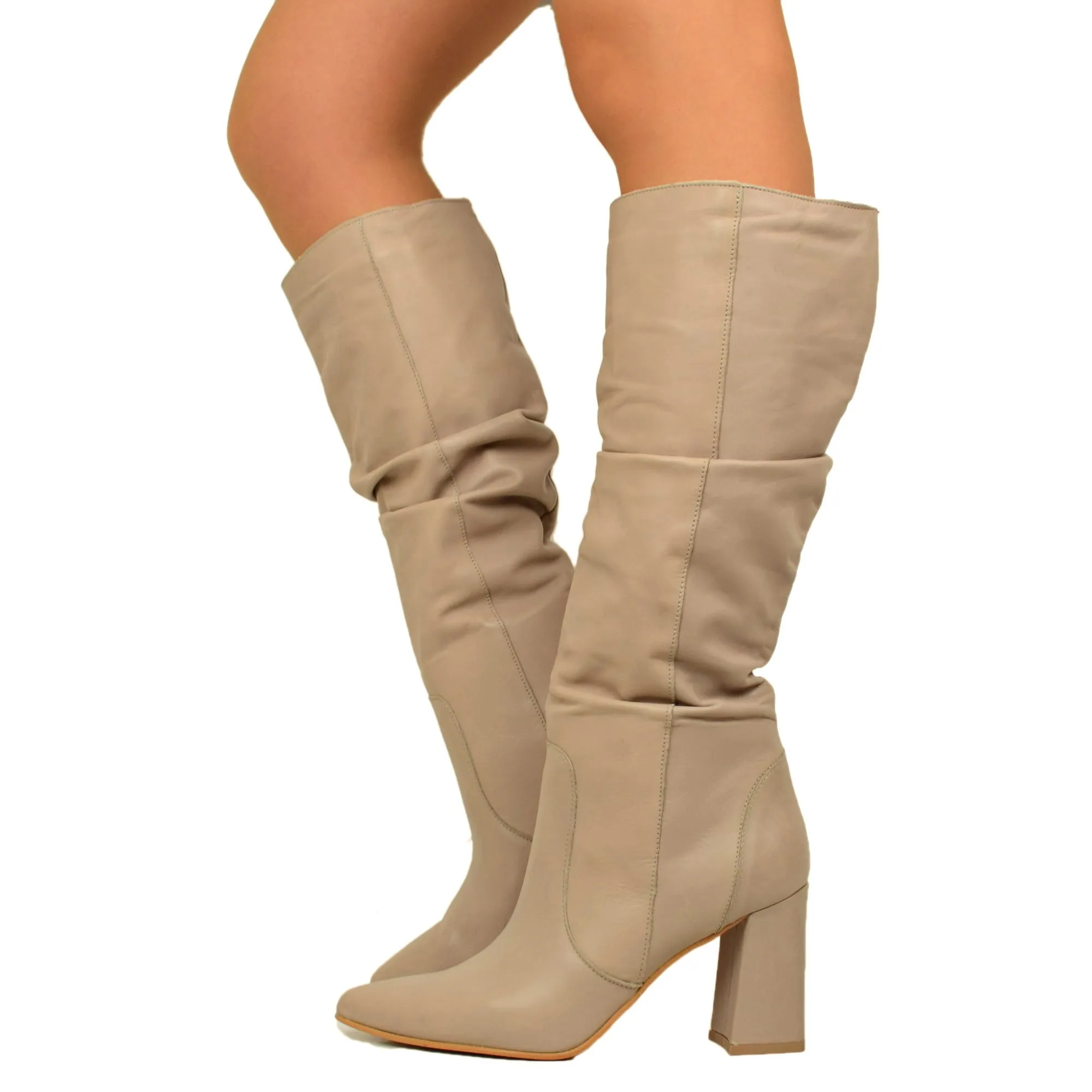 Stivali Donna in Pelle Taupe con Punta Appuntita Made in Italy