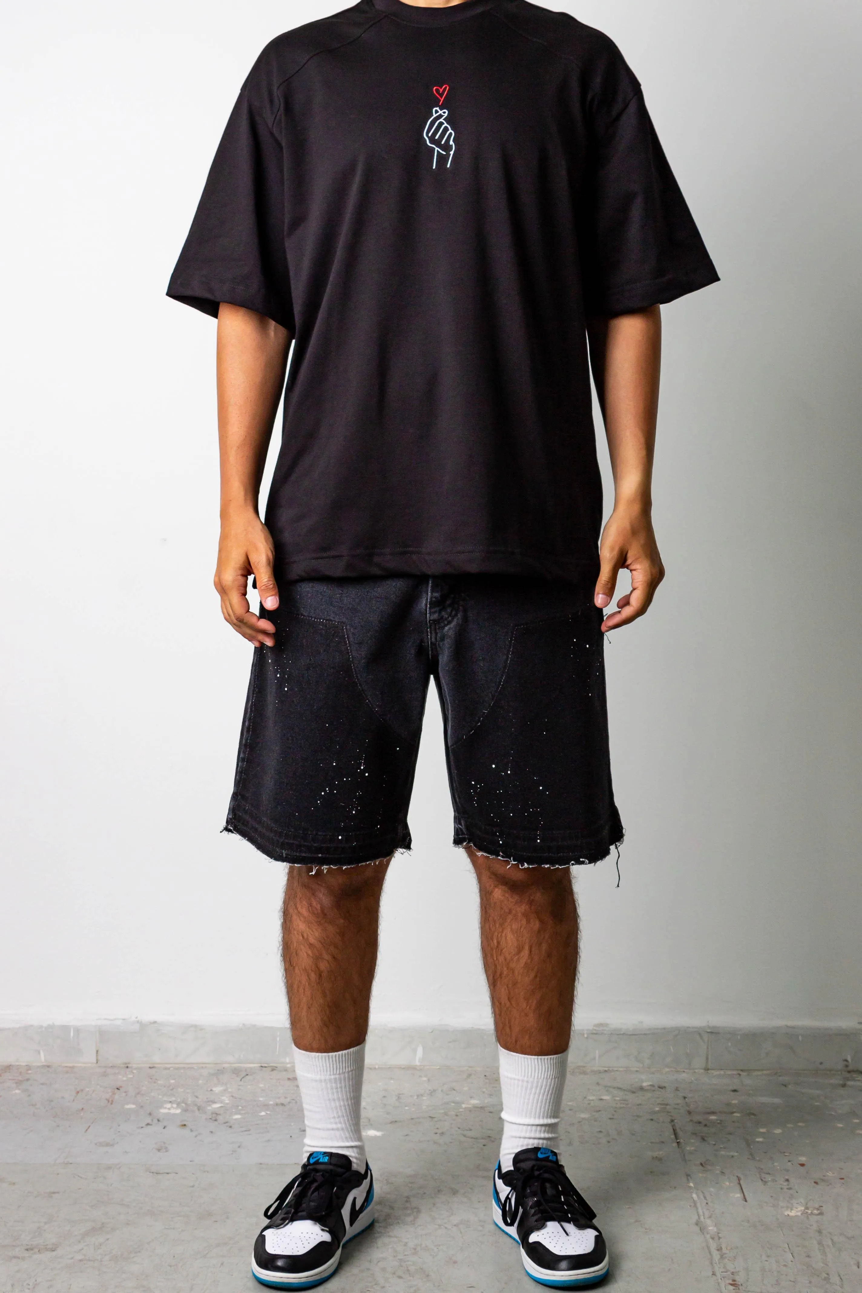 T-shirt con ricamo heart