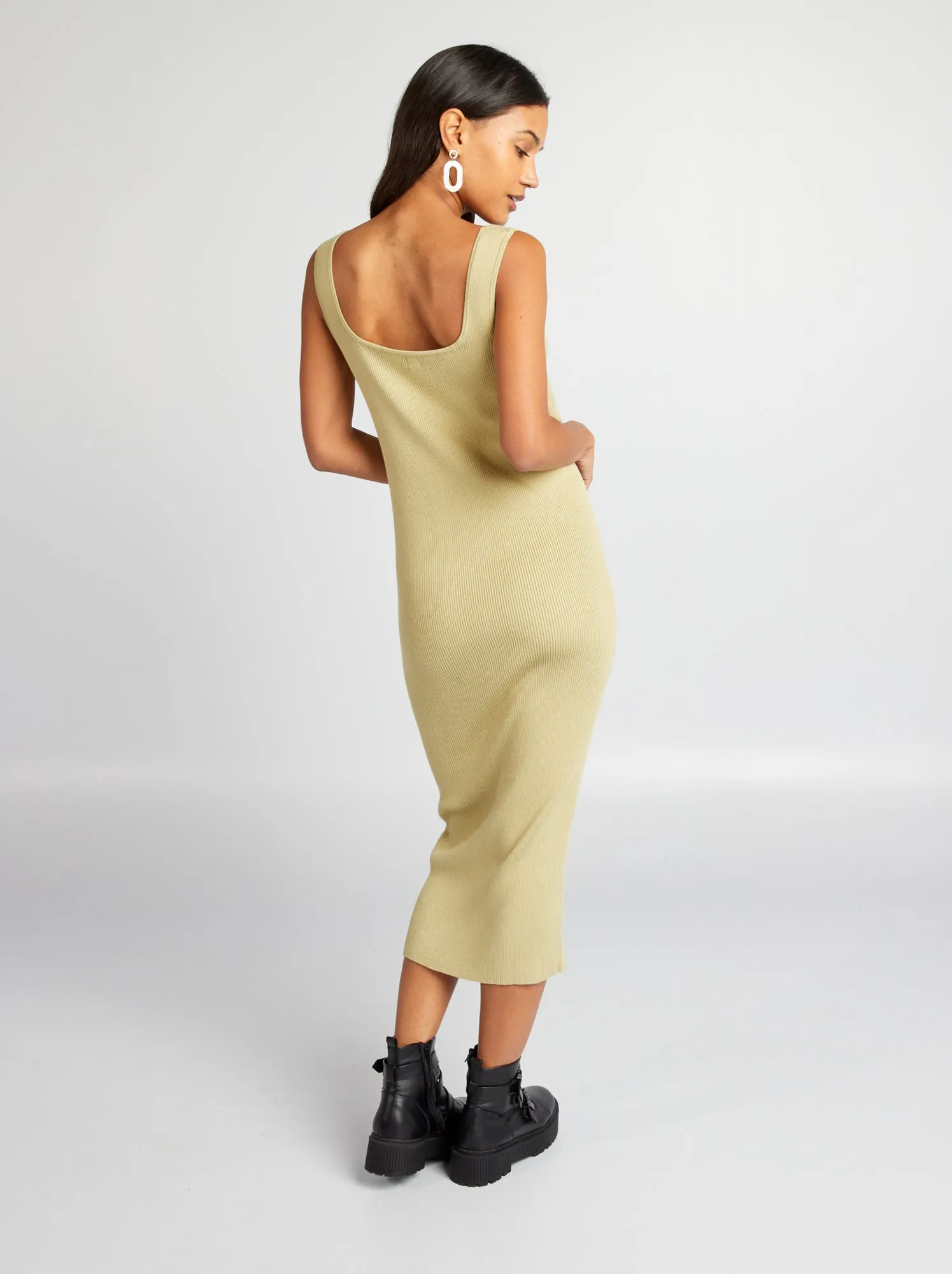 Vestito a tubino midi in maglia a coste - KAKI